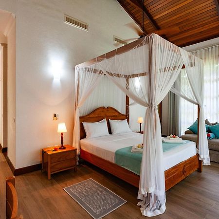 Anse Lazio Lodge Экстерьер фото