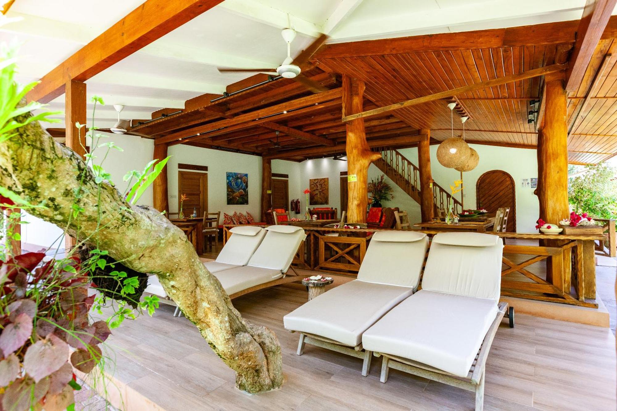 Anse Lazio Lodge Экстерьер фото